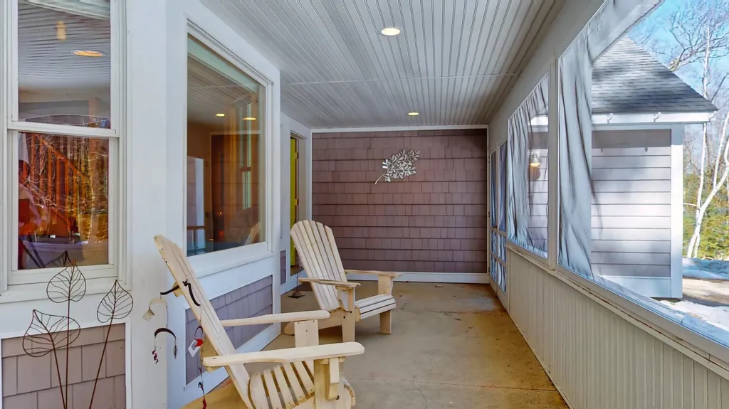28 Bramble Road Bridgton ME 04009