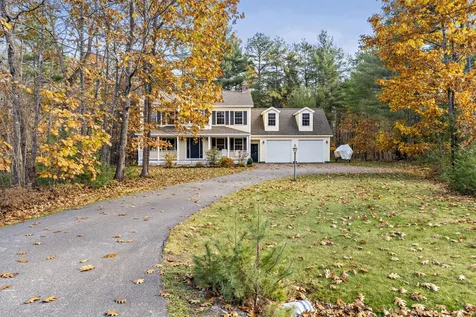 27 Hovey Lane Brunswick ME 04011