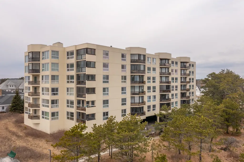 215 East Grand Avenue Old Orchard Beach ME 04064
