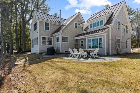 167 West Shore Road Auburn ME 04210