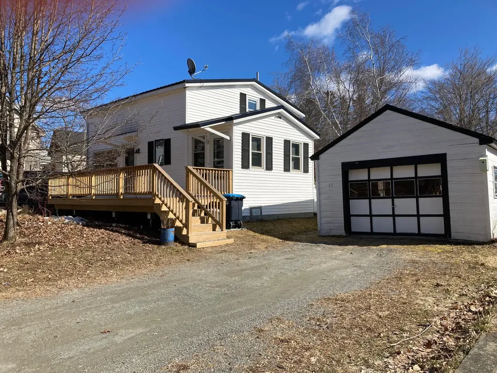 11 Heald Street Old Town ME 04468