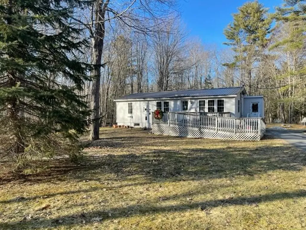54 Kelley Road Pittston ME 04345