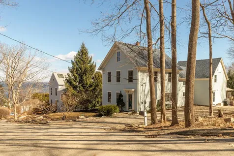 10 Cedar Street Camden ME 04843