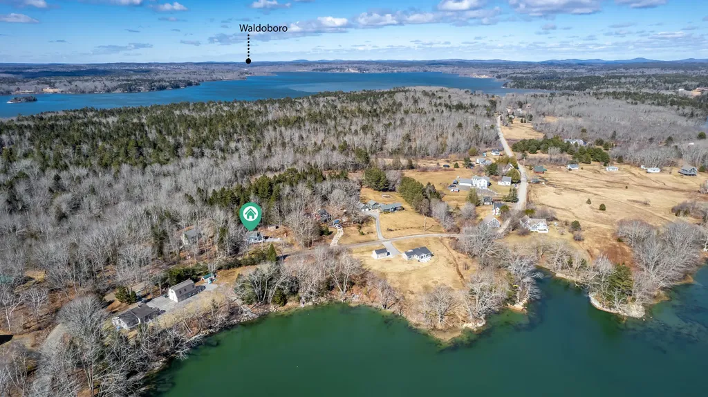 1143 Back Cove Road Waldoboro ME 04572