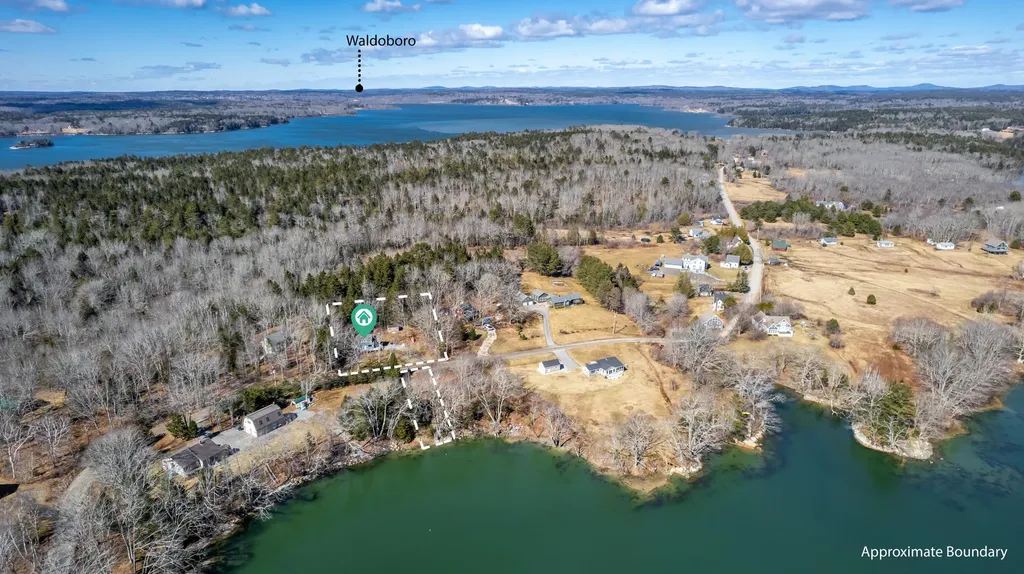 1143 Back Cove Road Waldoboro ME 04572