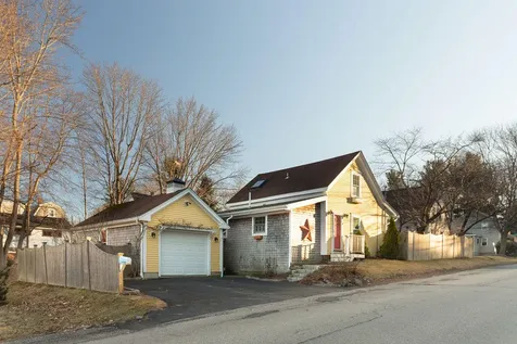 44 Woodlawn Avenue Kittery ME 03904