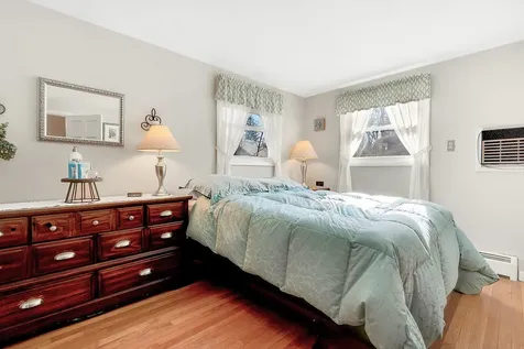 13 Spruce Lane Gorham ME 04038
