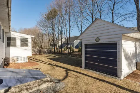 13 Spruce Lane Gorham ME 04038