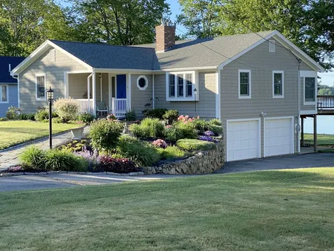 7 North Crescent Drive Eliot ME 03903