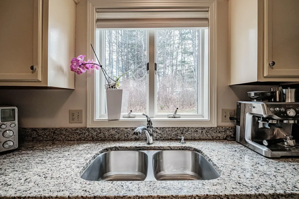 19 Crestwood Drive Westbrook ME 04092