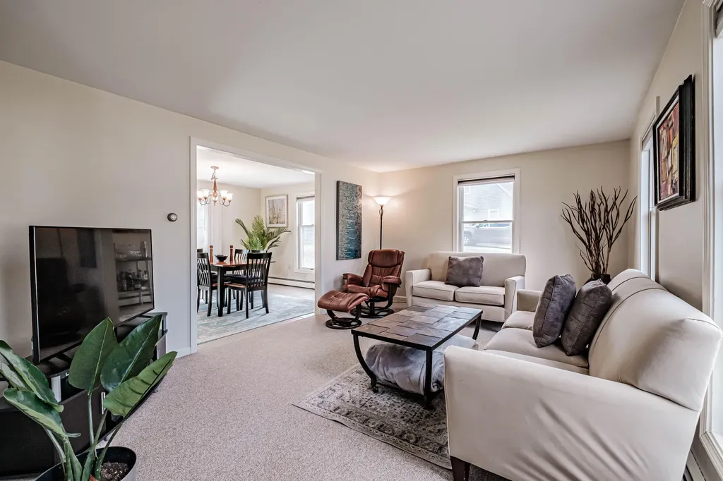 19 Crestwood Drive Westbrook ME 04092