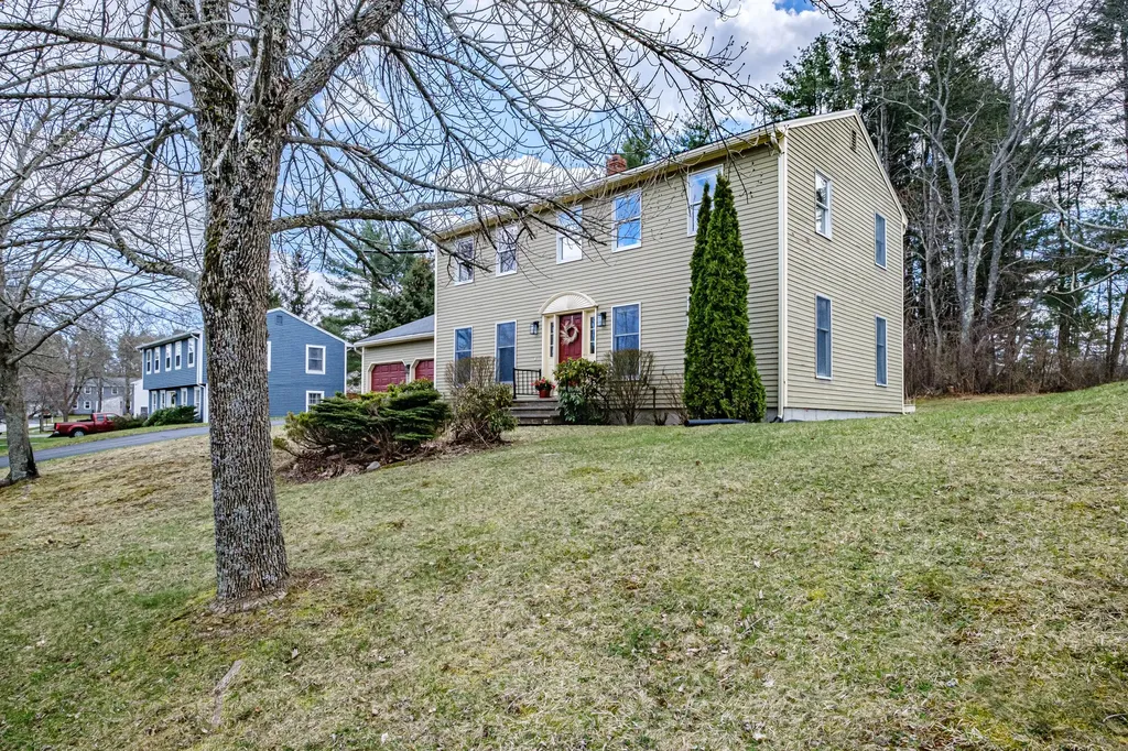 19 Crestwood Drive Westbrook ME 04092