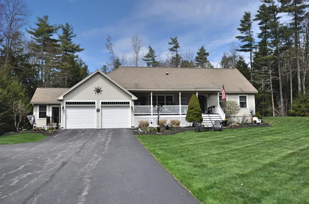 3 Zachary Lane Saco ME 04072