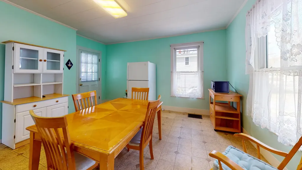 28 Mclellan Street Brunswick ME 04011