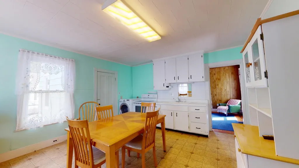 28 Mclellan Street Brunswick ME 04011