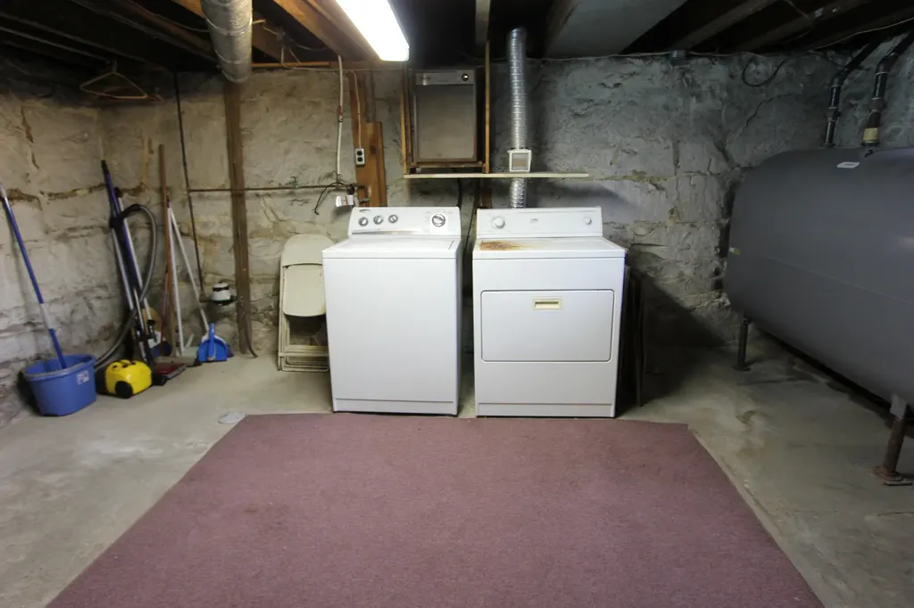 28 Mclellan Street Brunswick ME 04011