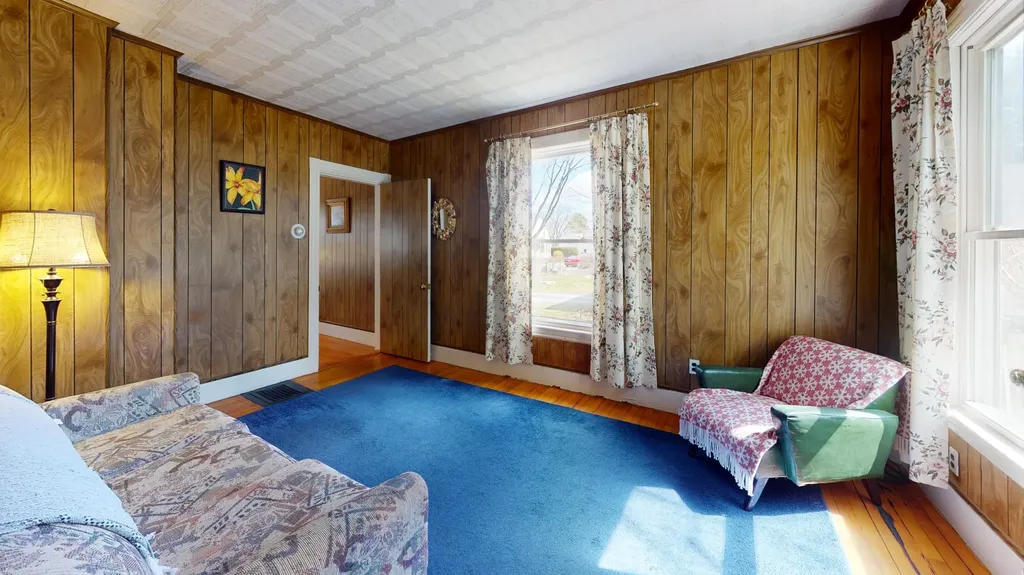 28 Mclellan Street Brunswick ME 04011