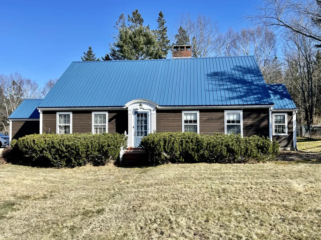 16 Redoubt Hill Eastport ME 04631