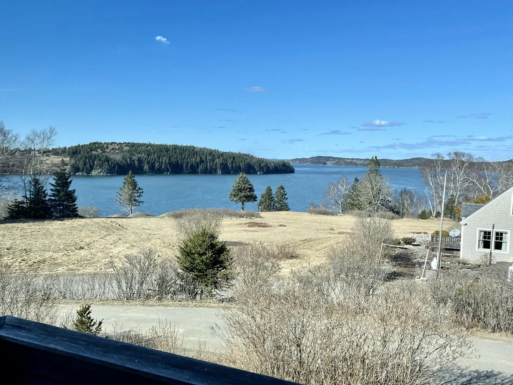 16 Redoubt Hill Eastport ME 04631