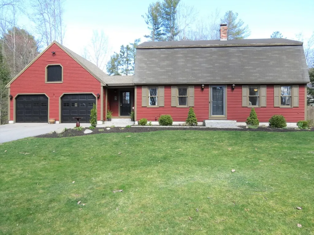 3 Iris Drive Scarborough ME 04074