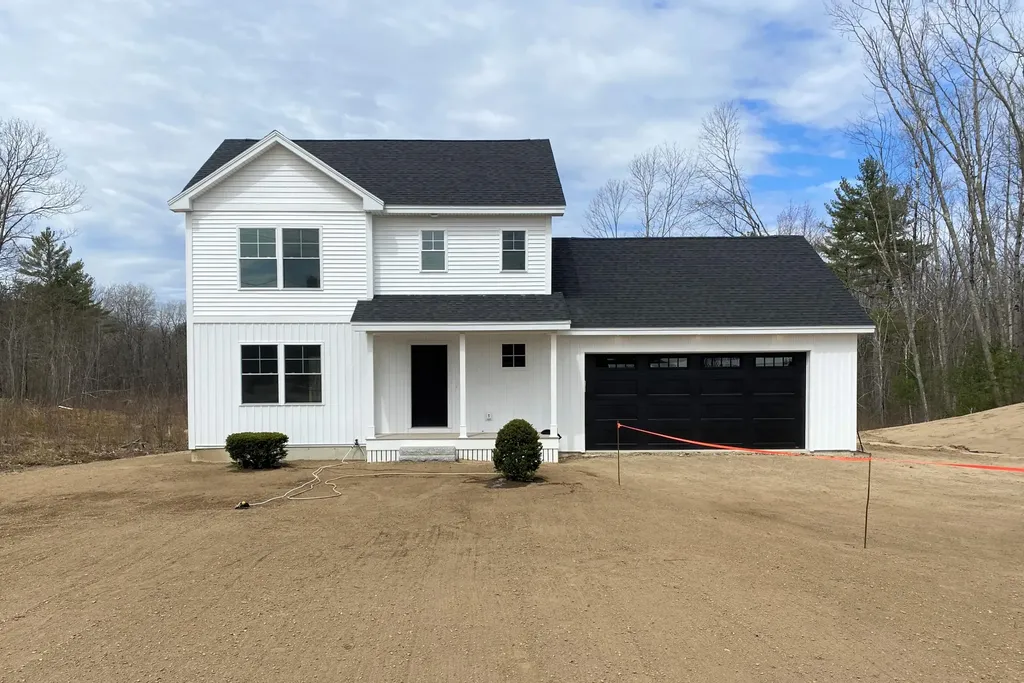 274 Alewive Road Kennebunk ME 04043