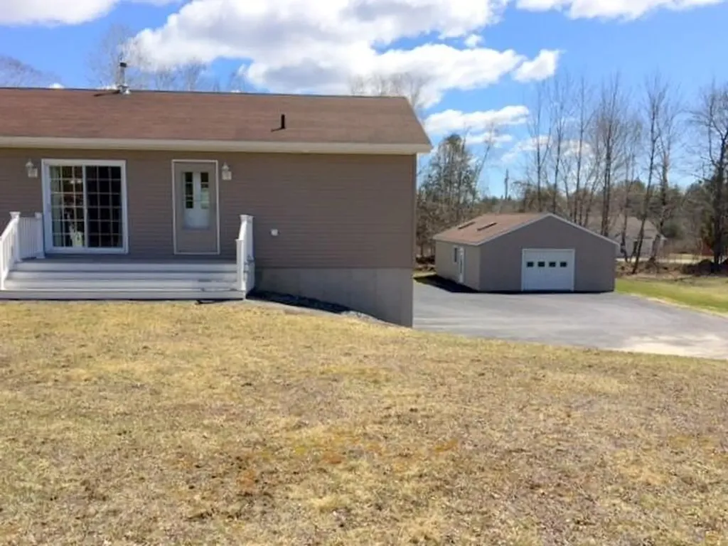 5 Fairway Drive Oakland ME 04963