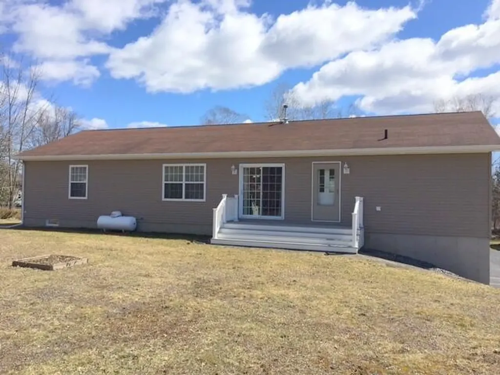 5 Fairway Drive Oakland ME 04963