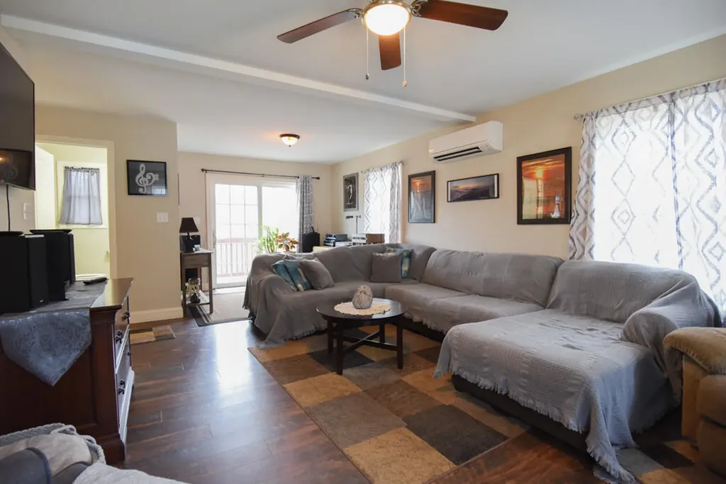 79 Pleasant Street Sanford ME 04083