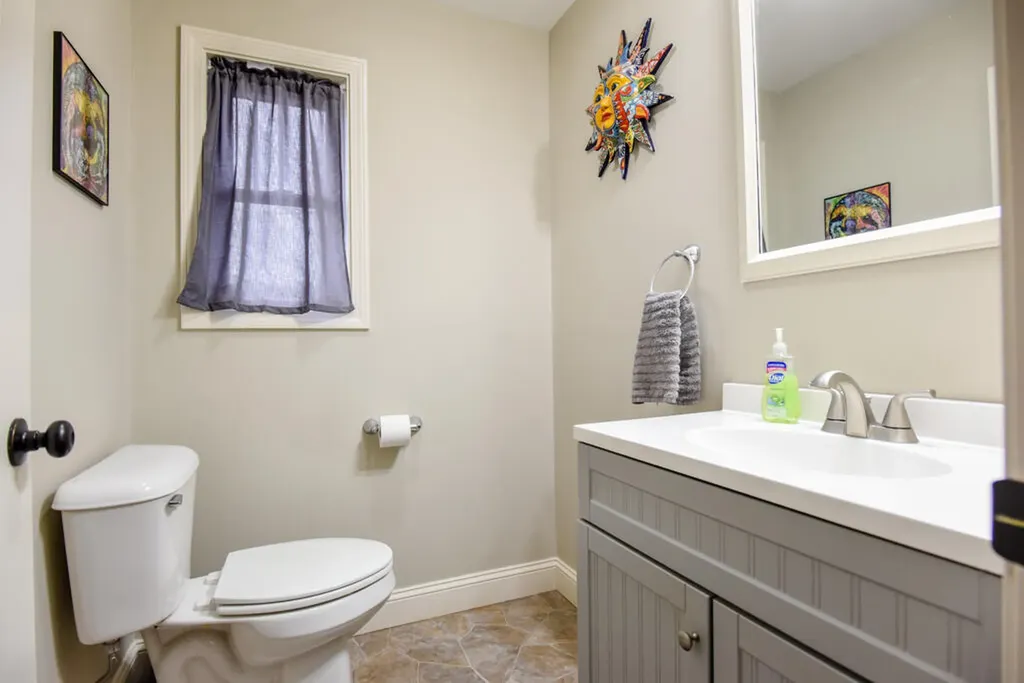 79 Pleasant Street Sanford ME 04083