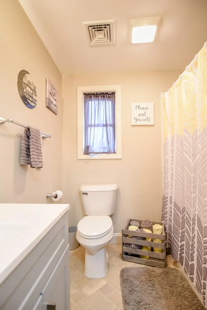 79 Pleasant Street Sanford ME 04083