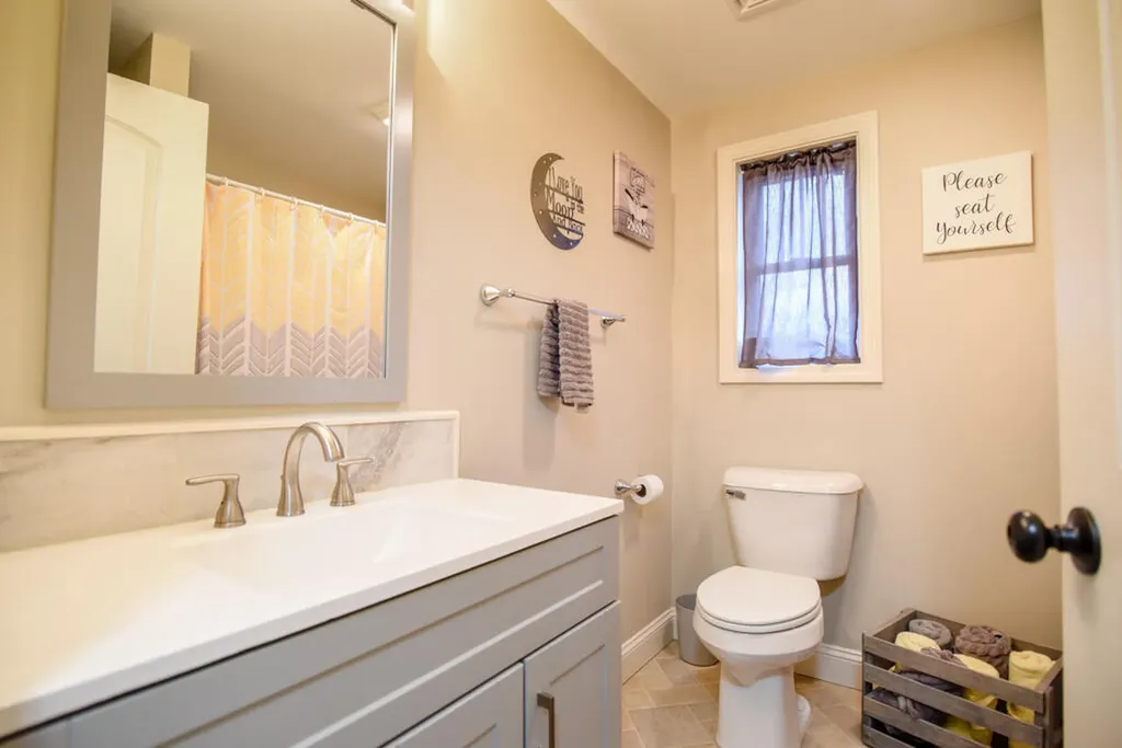 79 Pleasant Street Sanford ME 04083