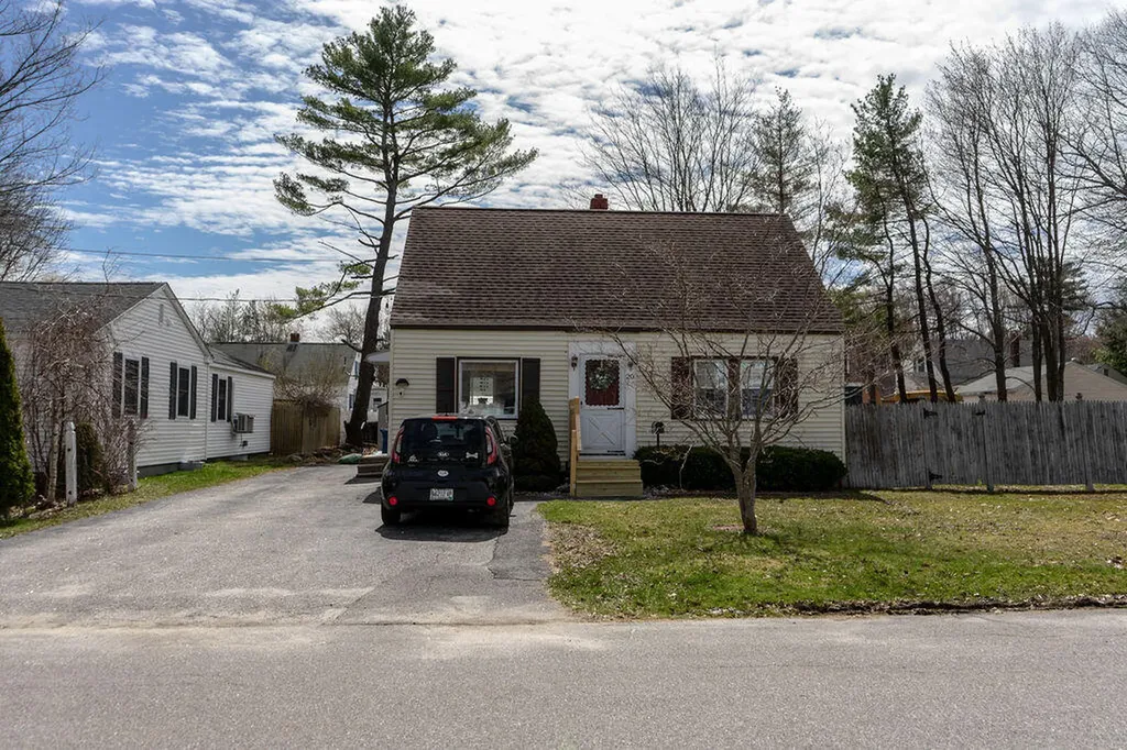 20 Chesley Avenue Portland ME 04103