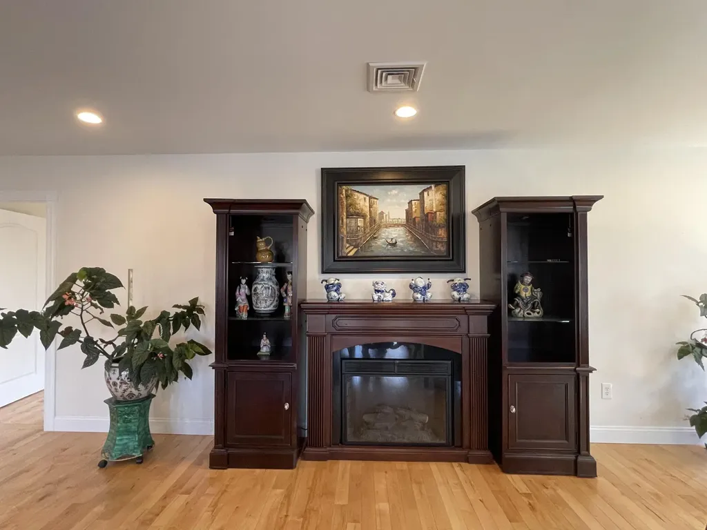 638 Riverside Drive Eddington ME 04428