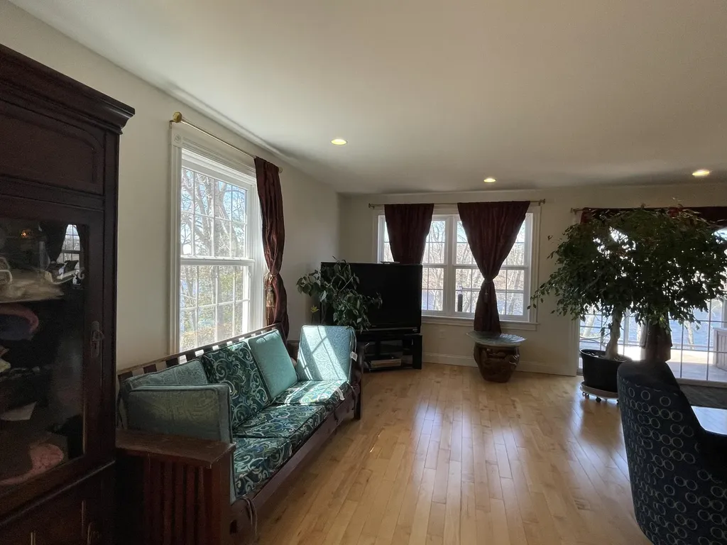 638 Riverside Drive Eddington ME 04428