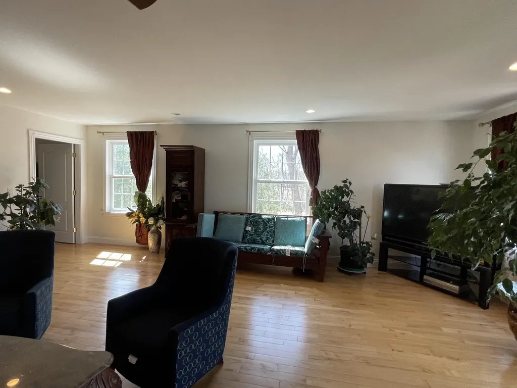 638 Riverside Drive Eddington ME 04428