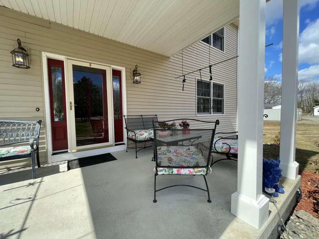638 Riverside Drive Eddington ME 04428