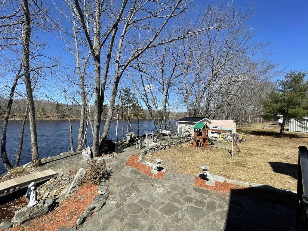 638 Riverside Drive Eddington ME 04428