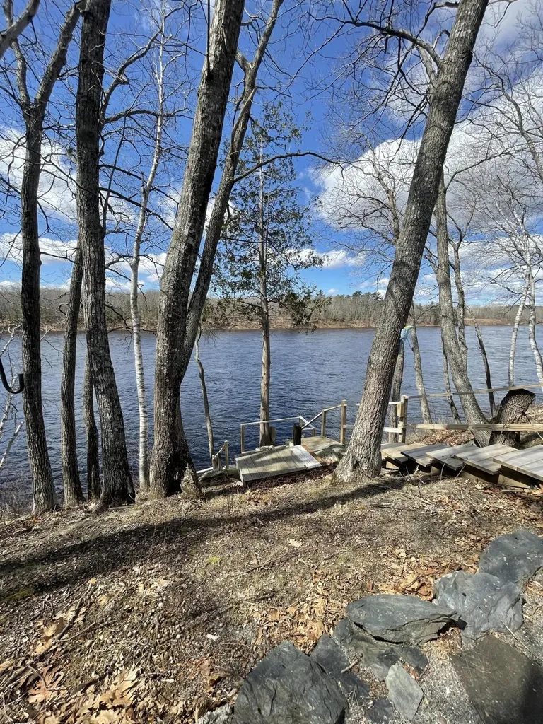 638 Riverside Drive Eddington ME 04428