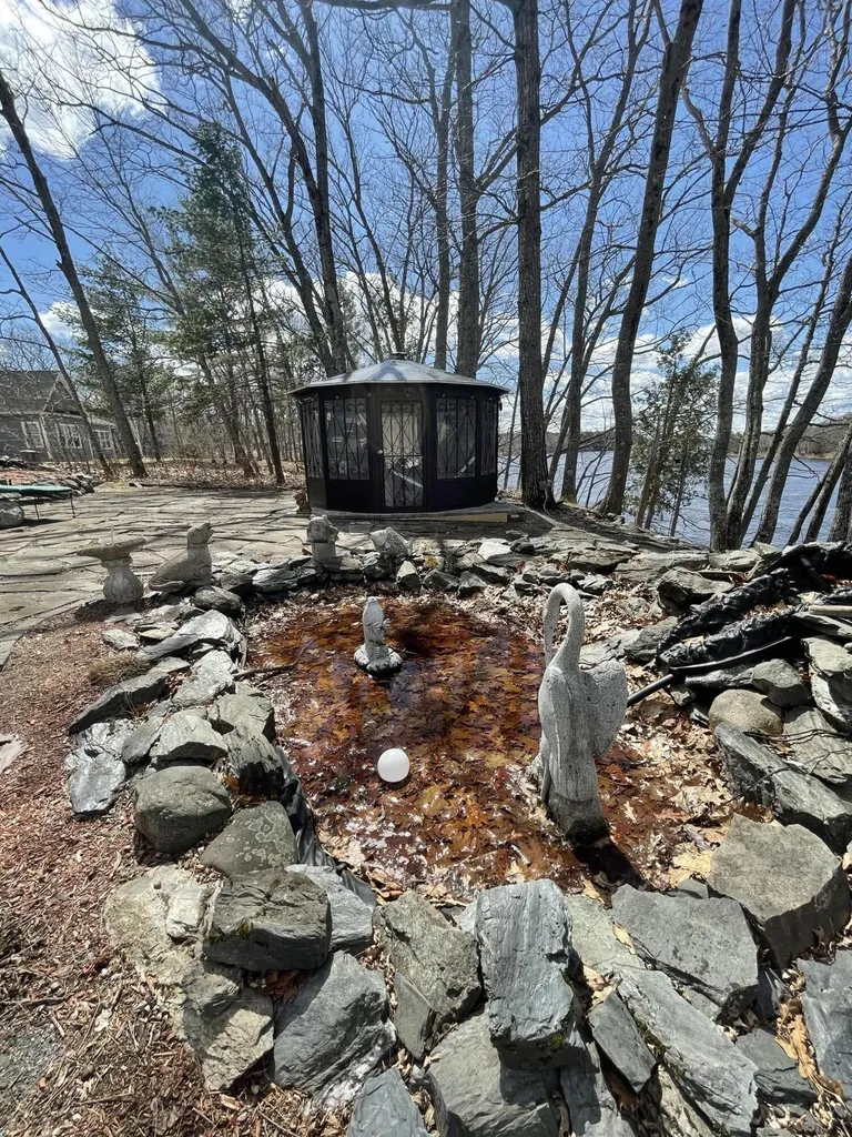 638 Riverside Drive Eddington ME 04428