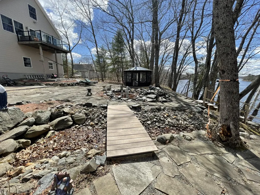 638 Riverside Drive Eddington ME 04428