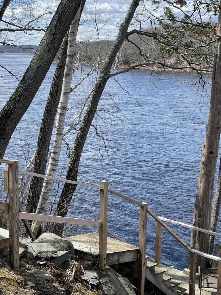 638 Riverside Drive Eddington ME 04428