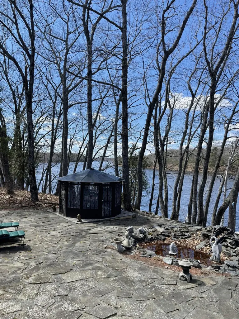 638 Riverside Drive Eddington ME 04428