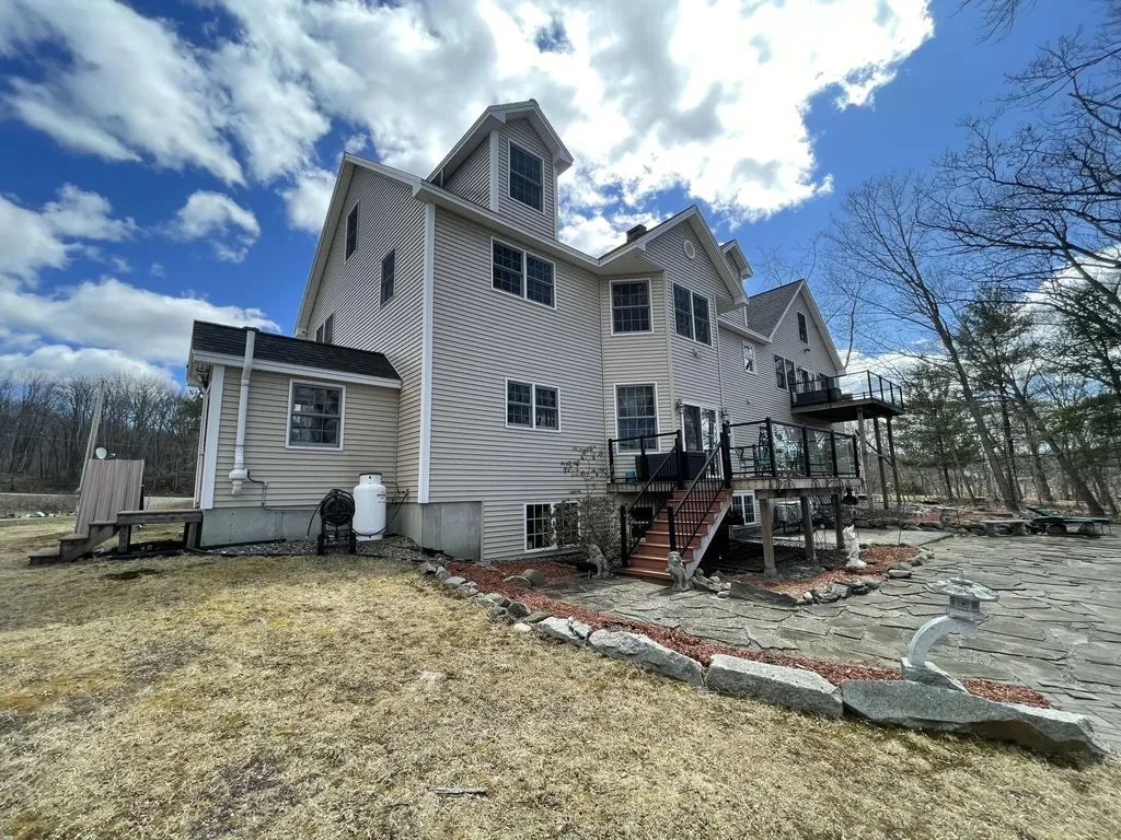638 Riverside Drive Eddington ME 04428