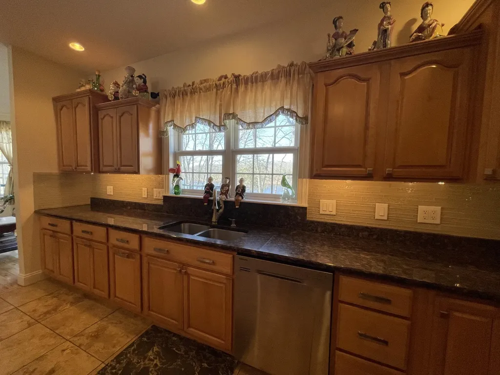 638 Riverside Drive Eddington ME 04428