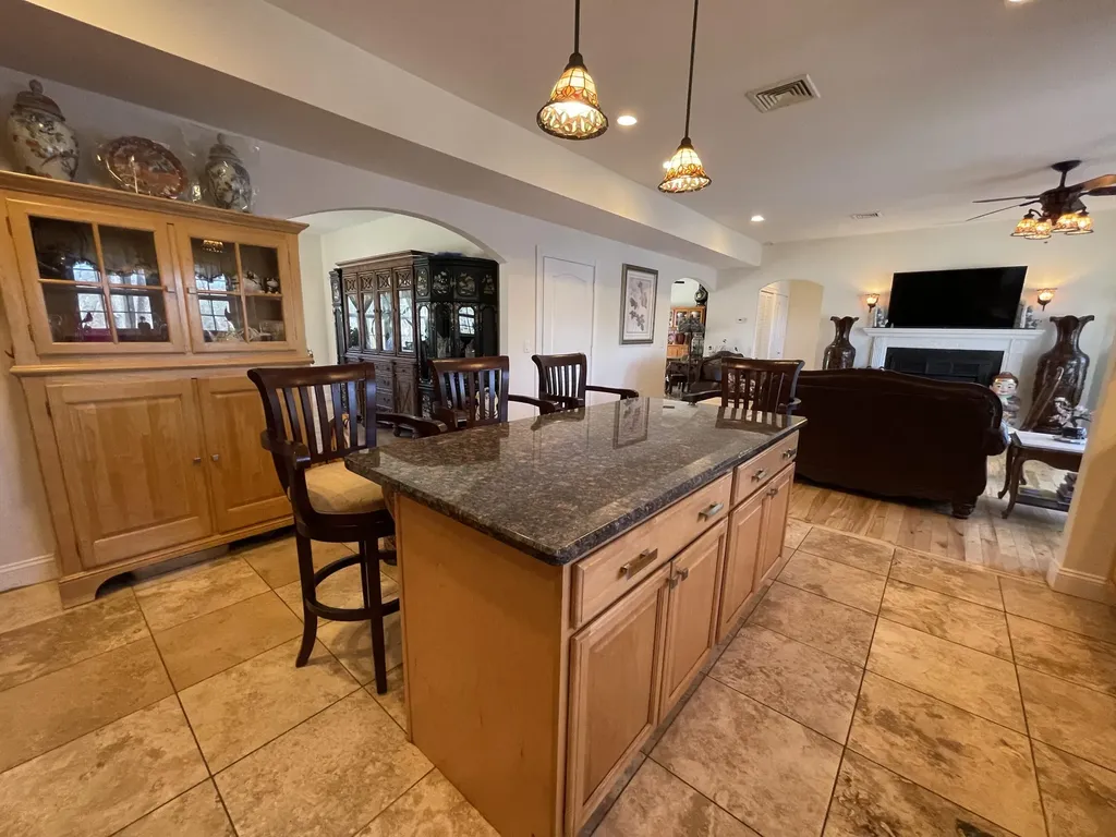 638 Riverside Drive Eddington ME 04428