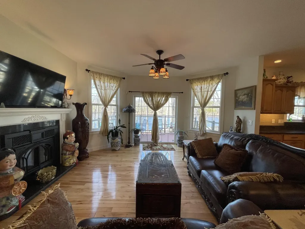 638 Riverside Drive Eddington ME 04428