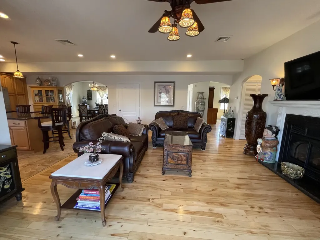 638 Riverside Drive Eddington ME 04428
