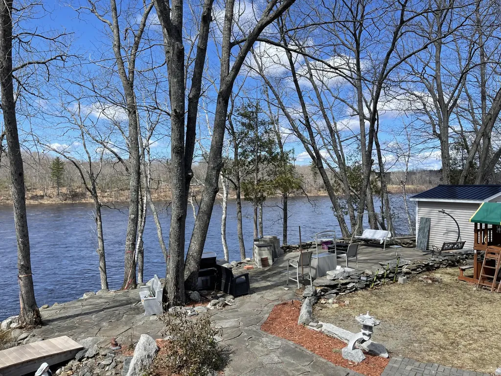 638 Riverside Drive Eddington ME 04428