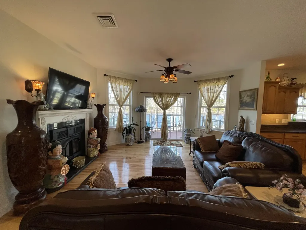638 Riverside Drive Eddington ME 04428