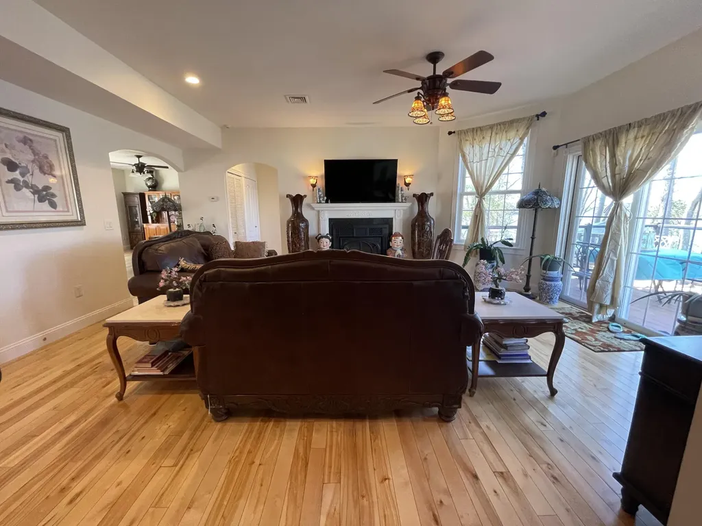 638 Riverside Drive Eddington ME 04428